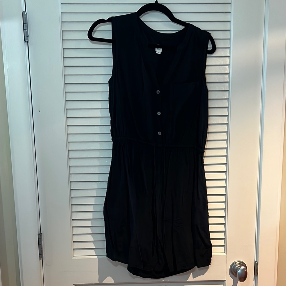 GAP Black Sleeveless Dress